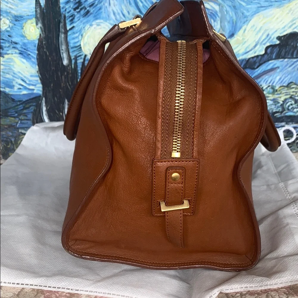 Yves Saint Laurent- Authentic 🍀 Brown Leather Satchel with Gold Y Hardware - Picture 4 of 12